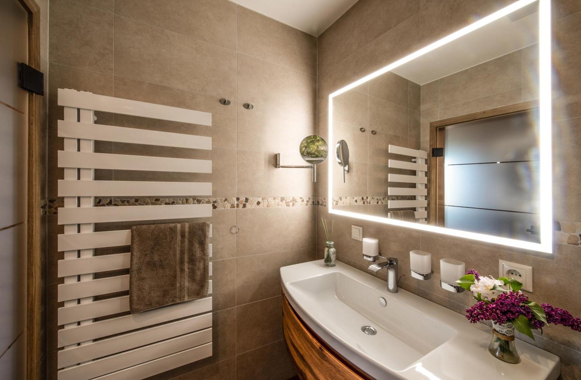 Chalet Waldzeit Zachenberg ภายนอก รูปภาพ